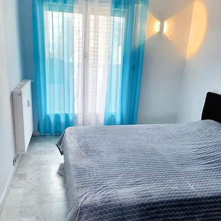 Apartment Charmant A Avec Vue Sur La Mer Et Terrasse *